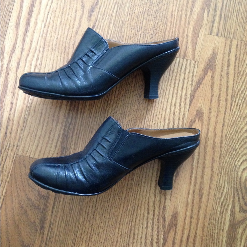 GNW Black Heels